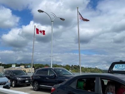 ナイアガラの滝 日本語チャーター柔軟対応