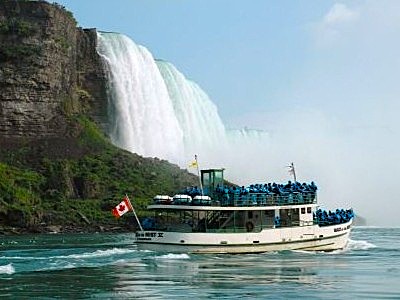ナイアガラの滝の霧の乙女号